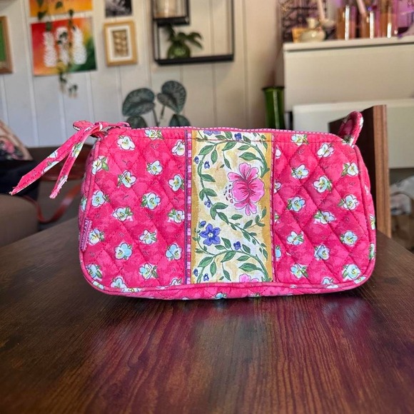 MaggiB Handbags - MaggiB Vera Wang Inspired Quilted Toiletry Bag